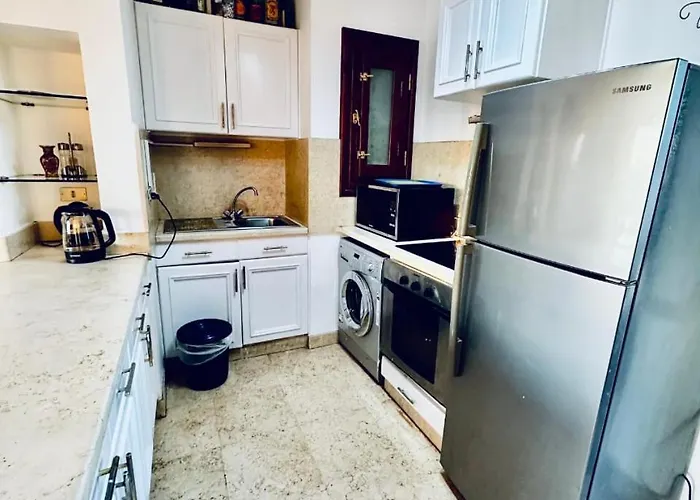 2bedroom In West Golf